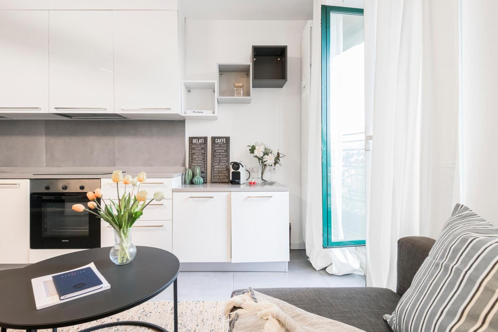 Beautiful Flat Fully Furnished In P.Ta Romana Milano Eksteriør billede