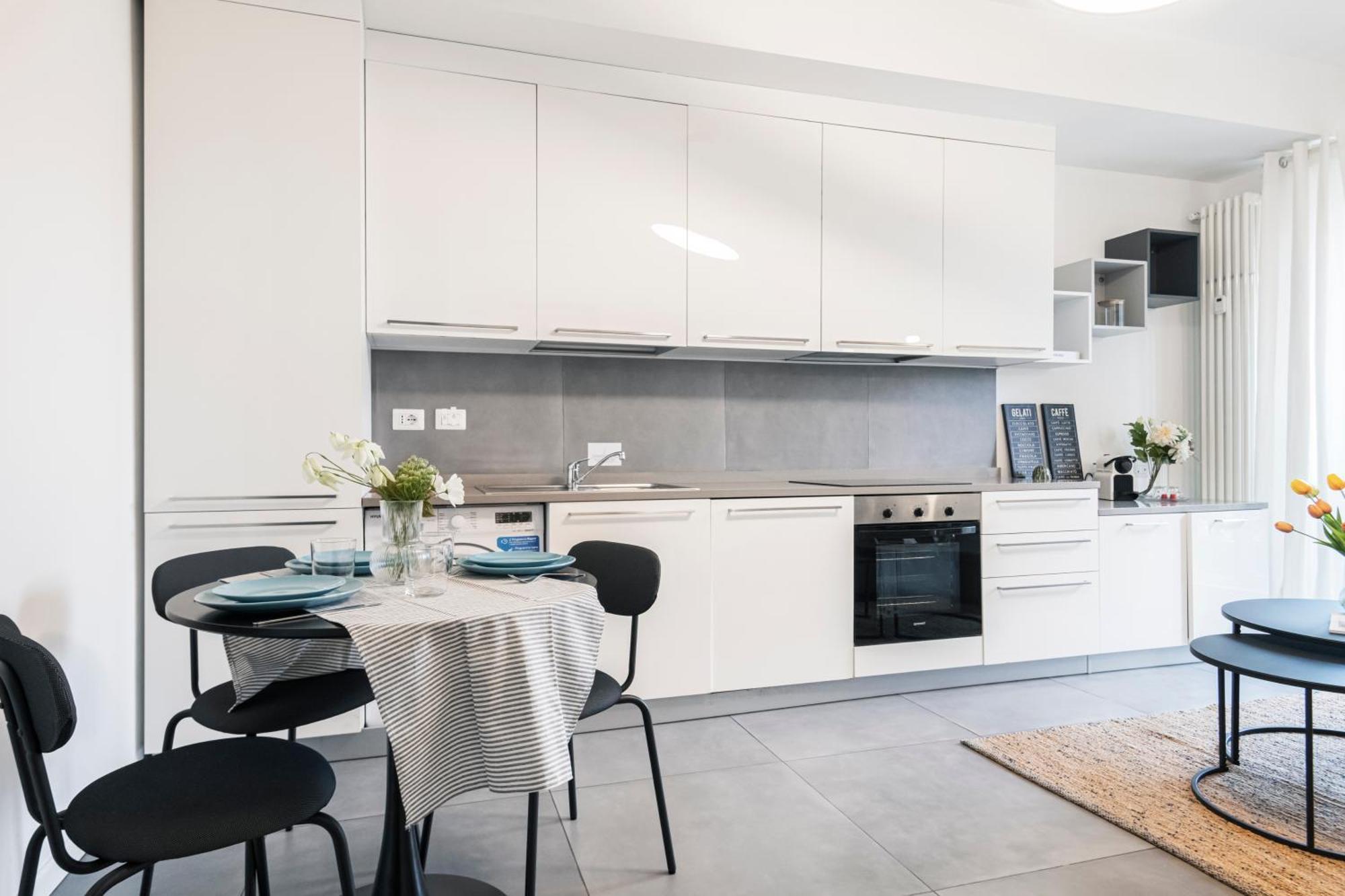 Beautiful Flat Fully Furnished In P.Ta Romana Milano Eksteriør billede