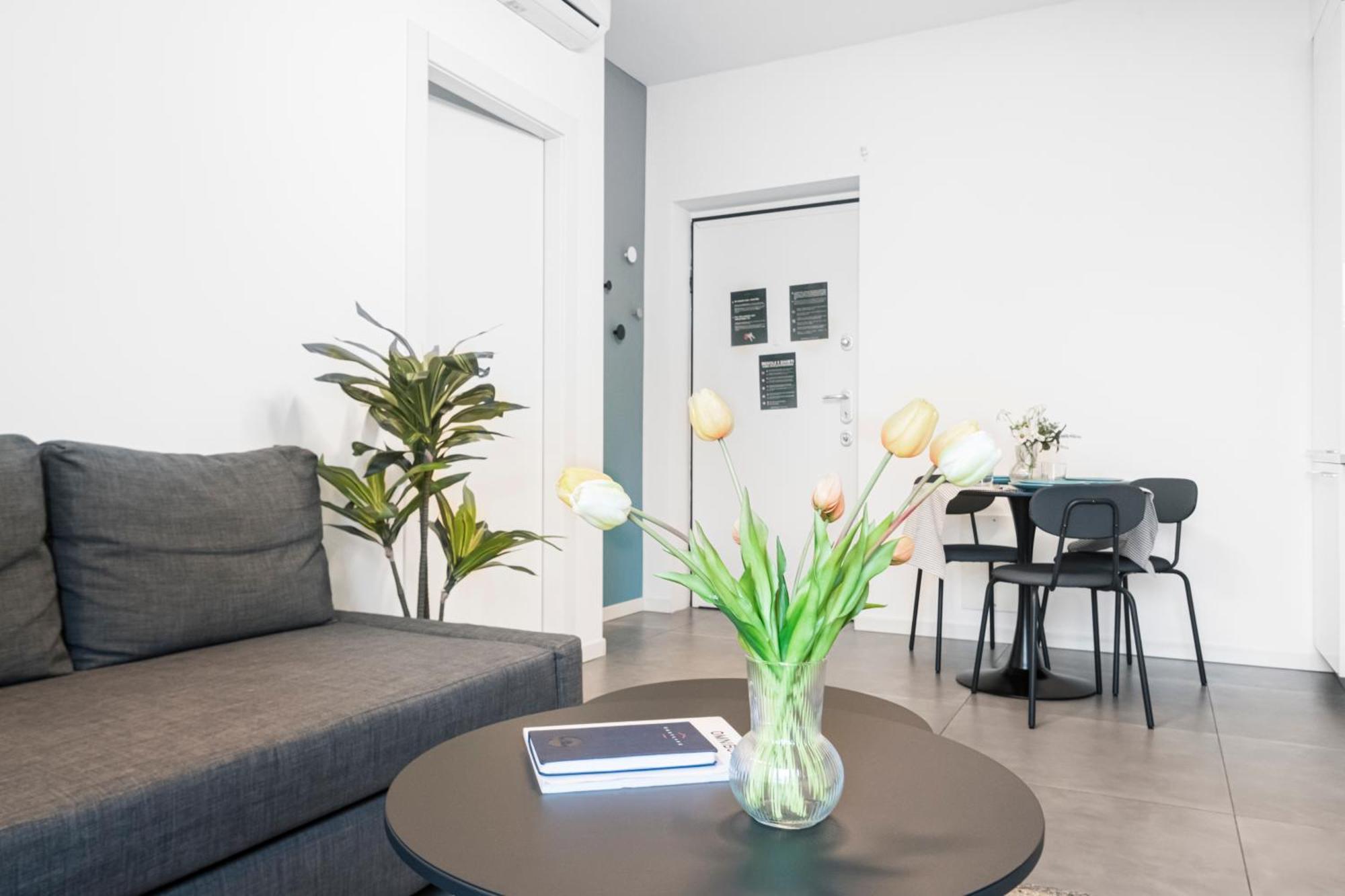 Beautiful Flat Fully Furnished In P.Ta Romana Milano Eksteriør billede